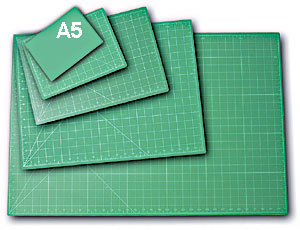 A5 Self Healing Cutting Mat (Industrial)Size 8'' x 5''  (126mm x 203mm) Approx